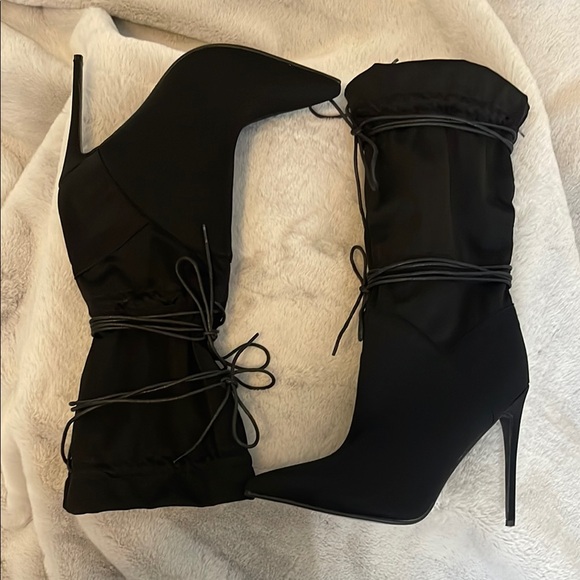 Shoes - Sleek Black Heeled Boots with Stiletto Heel